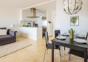 Sunny Apartment In Marbella