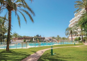Sunny Apartment In Marbella