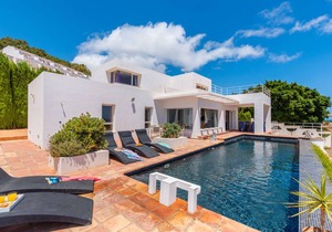 Villa Moderna - PlusHolidays