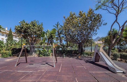 Marbella Apartment | 100 m² Apartment ∙ 2 bedrooms ∙ 4 guests