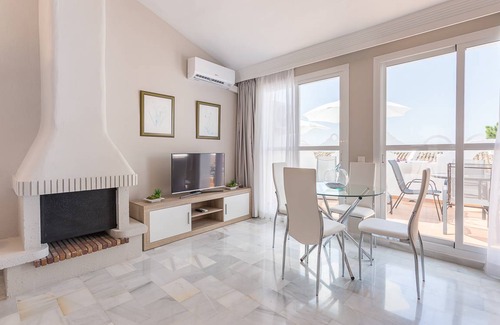 Urbanizacion Hacienda las Chapas House | 101 m² House ∙ 1 bedroom ∙ 3 guests