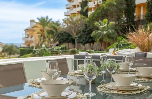 Nueva Andalucia Apartment | 110 m² Apartment ∙ 3 bedrooms ∙ 6 guests