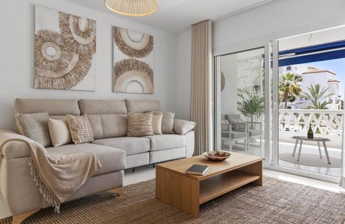 Puerto Banus Apartment | 122 m² Apartment ∙ 3 bedrooms ∙ 6 guests