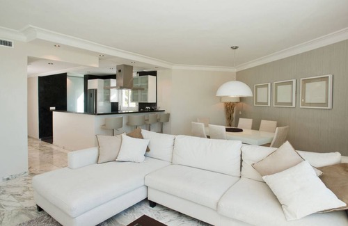 Golden Mile Apartment | 128 m² Apartment ∙ 3 bedrooms ∙ 6 guests
