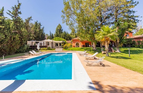 Guadalmina Villa | 1500 m² Villa ∙ 7 bedrooms ∙ 14 guests