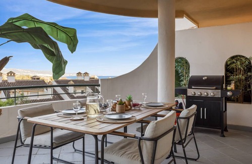 Nueva Andalucia Apartment | 151 m² Apartment ∙ 2 bedrooms ∙ 4 guests