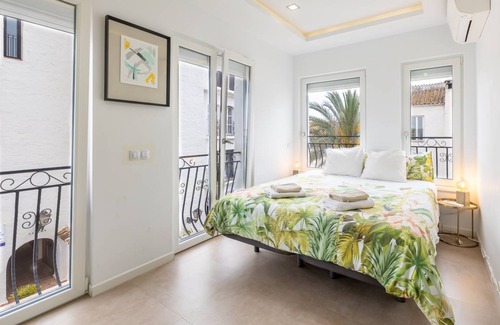 Puerto Banus Apartment | 152 m² Apartment ∙ 3 bedrooms ∙ 6 guests