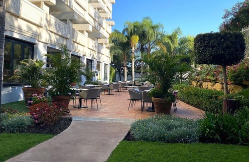 Golden Mile Hotel | 170 m² Hotel ∙ 127 guests