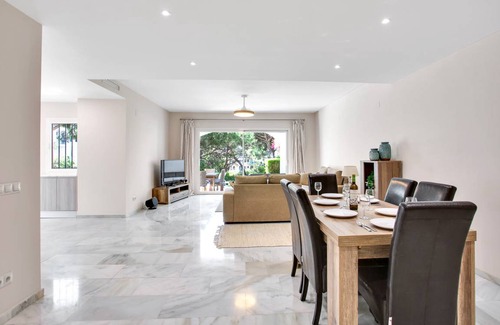 Cabopino Apartment | 175 m² Apartment ∙ 3 bedrooms ∙ 6 guests
