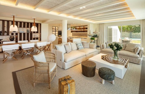 Golden Mile Villa | 200 m² Villa ∙ 5 bedrooms ∙ 10 guests