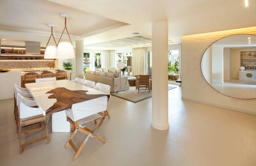 Golden Mile Villa | 200 m² Villa ∙ 5 bedrooms ∙ 10 guests