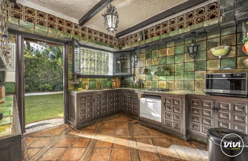 Urbanizacion Costabella Villa | 300 m² Villa ∙ 4 bedrooms ∙ 5 guests