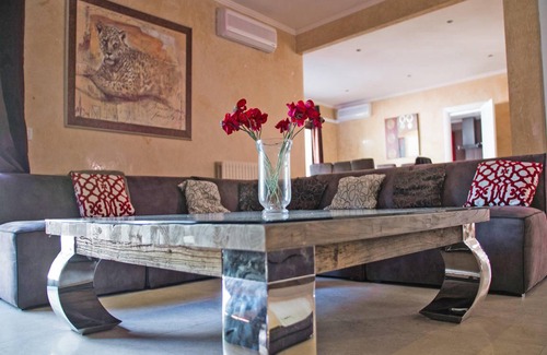Urbanizacion el Rosario Villa | 350 m² Villa ∙ 10 bedrooms ∙ 20 guests