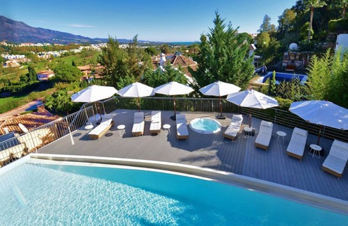 Nueva Andalucia Villa | 667 m² Villa ∙ 7 bedrooms ∙ 16 guests