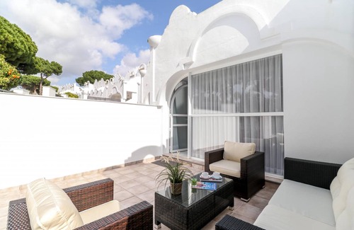 Urbanizacion Hacienda las Chapas House | 70 m² House ∙ 1 bedroom ∙ 3 guests