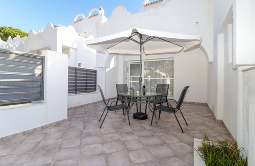 Urbanizacion Hacienda las Chapas House | 70 m² House ∙ 2 bedrooms ∙ 4 guests