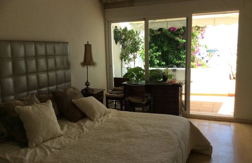 Puerto Banus Apartment | 88 m² Apartment ∙ 1 bedroom ∙ 3 guests