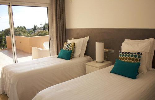 Marbella Apartment | Aloha Hill Club