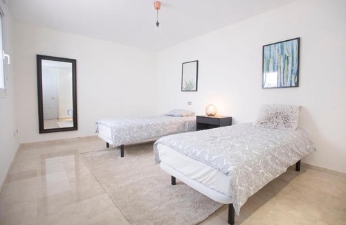 Marbella House | Aloha Royal, Calle Auriga, 29660 Marbella, Málaga, Spain