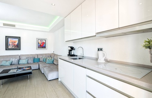 Cabopino Apartment | Amazing First Line Beach by Costarentals - M42