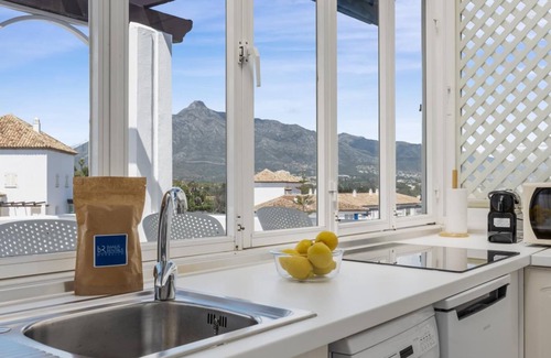 Puerto Banus Apartment | Apartment in Playas del Duque for 2 people| Casa Sevilla 604