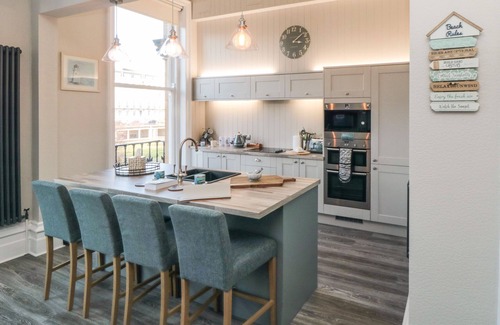 South Cliff Cottage | ARCHIE'S ANCHOR, pet friendly in Scarborough