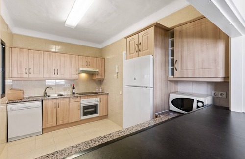 Puerto Banus Apartment | Beachside Puerto Banus Stunning Apartment 312