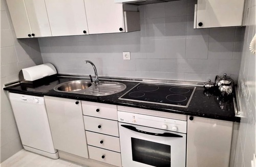 Puerto Banus Apartment | Beachside Puerto Banus Stunning Apartment 212