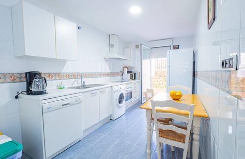 Marbella Apartment | Cubo's Beach & Golf Marbella/beachfront/free wifi