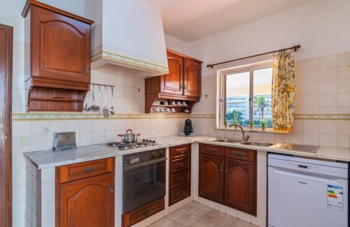 Castelo House | Flor de Maio by Interhome