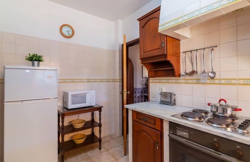 Castelo House | Flor de Maio by Interhome