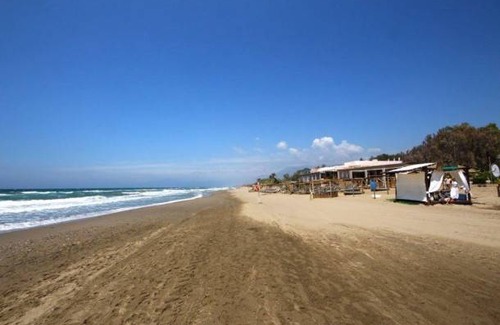 Marbella Apartment | Golden Beach house