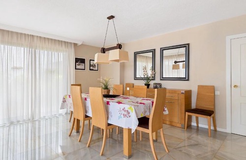 Puerto Banus Villa | HOLIDAY VILLA 34121803, WITH 4 BEDROOM, 2 PRIVATE POOLS, VILLA MARINA, BEACHSIDE PUERTO BANUS, MARBELLA FOR HOLIDAY RENTALS