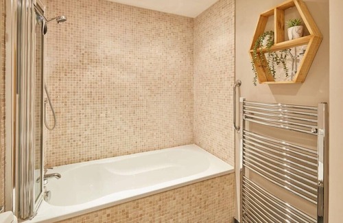 South Cliff Apartment | Host & Stay | Apartment 2 @ Easby Hall