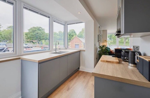Scarborough Apartment | Host & Stay | Scarborough View Luxury Apartment