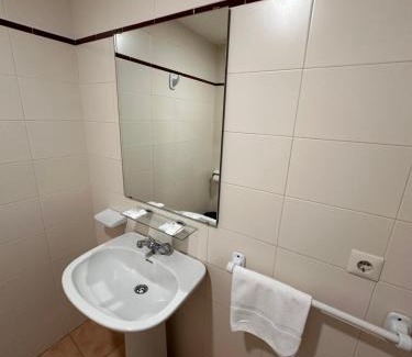San Pedro de Alcantara Hostel | Hostal San Felipe