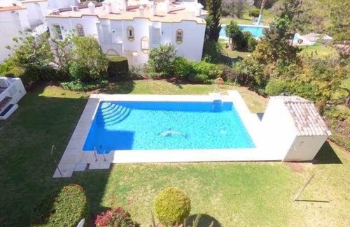 Artola Apartment | Jardines de Artola Apartment | EaW Homes