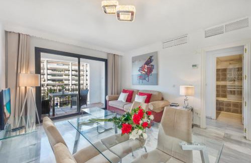 Puerto Banus Apartment | Jardines Del Puerto