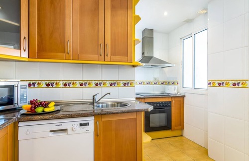 Marbella Apartment | Lovely beach 2 bedroom apartment