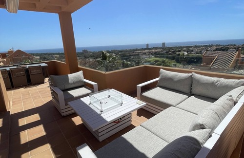 Marbella Apartment | Luxury, modern apartment with breathtaking panoramic sea and mountain views