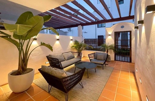 Nueva Andalucia Apartment | Maestranza | Exclusive Townhouse Puerto Banus Bbq Pool