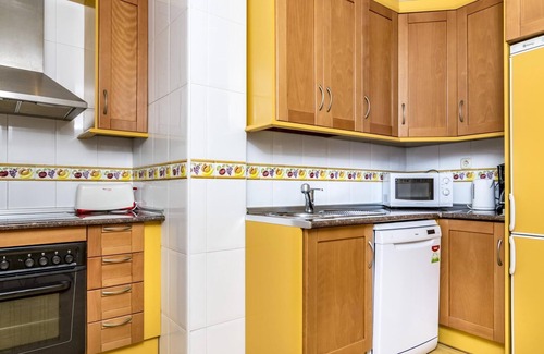 Marbella Apartment | Magnifico apartamento en Marbella con vistas laterales al mar