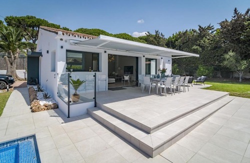 Urbanizacion Marbessa Villa | MAR-Luxury Villa Marbesa 400 meters to beach