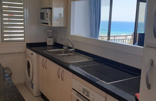 Marbella City Centre Apartment | *MARBELLA BEACHFRONT PENTHOUSE STUNNING VIEWS COAST/MARINA/BEACH 2B 2B PARKING