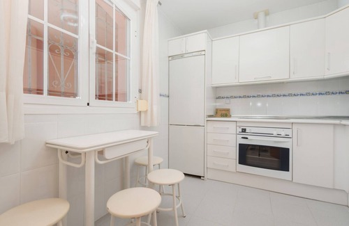 Marbella Apartment | Modern holiday apartment on the beachfront in Costabella, Marbella