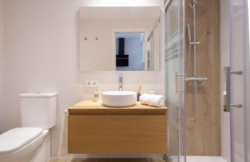 Nikki Beach Apartment | OleHolidays 505 Romana playa primera linea playa