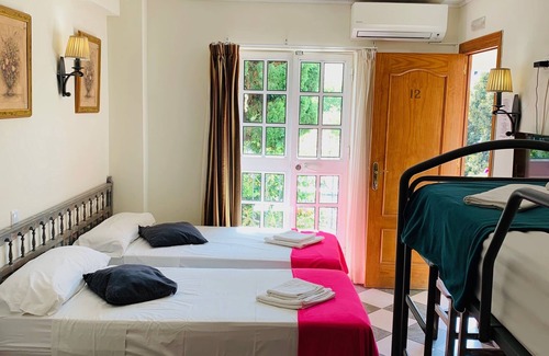 Marbella City Centre Hostel | Pension Aduar