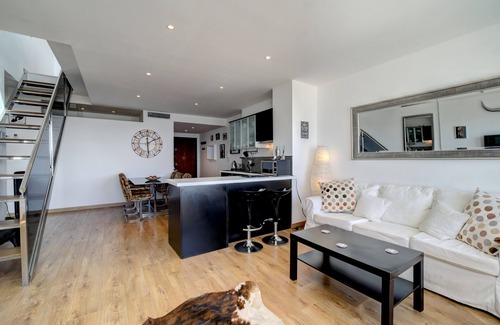 Puerto Banus Apartment | Puerto Banus, Marbella Luxury in centre of port amazing views near golf