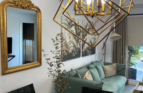 Golden Mile Apartment | Roy Boston Marbella by Florentia Homes