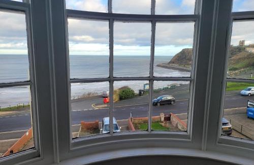 Scarborough Apartment | Sea View flat 4 fast WIFI & FREE parking